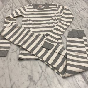 NWOT ❤️ Hanna Andersson long Johns set size 140 -US 10 /Gray and white